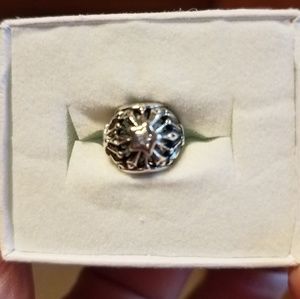 Pandora disney frozen snowflake charm